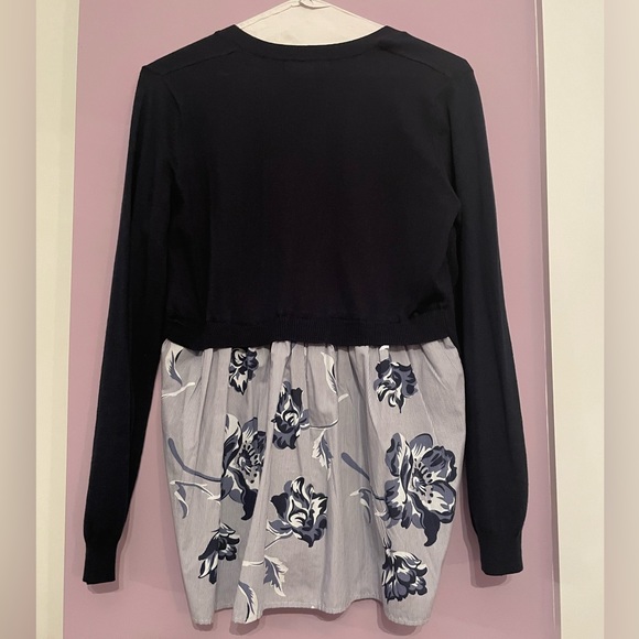 Button-up cardigan with floral detail - Picture 2 of 2